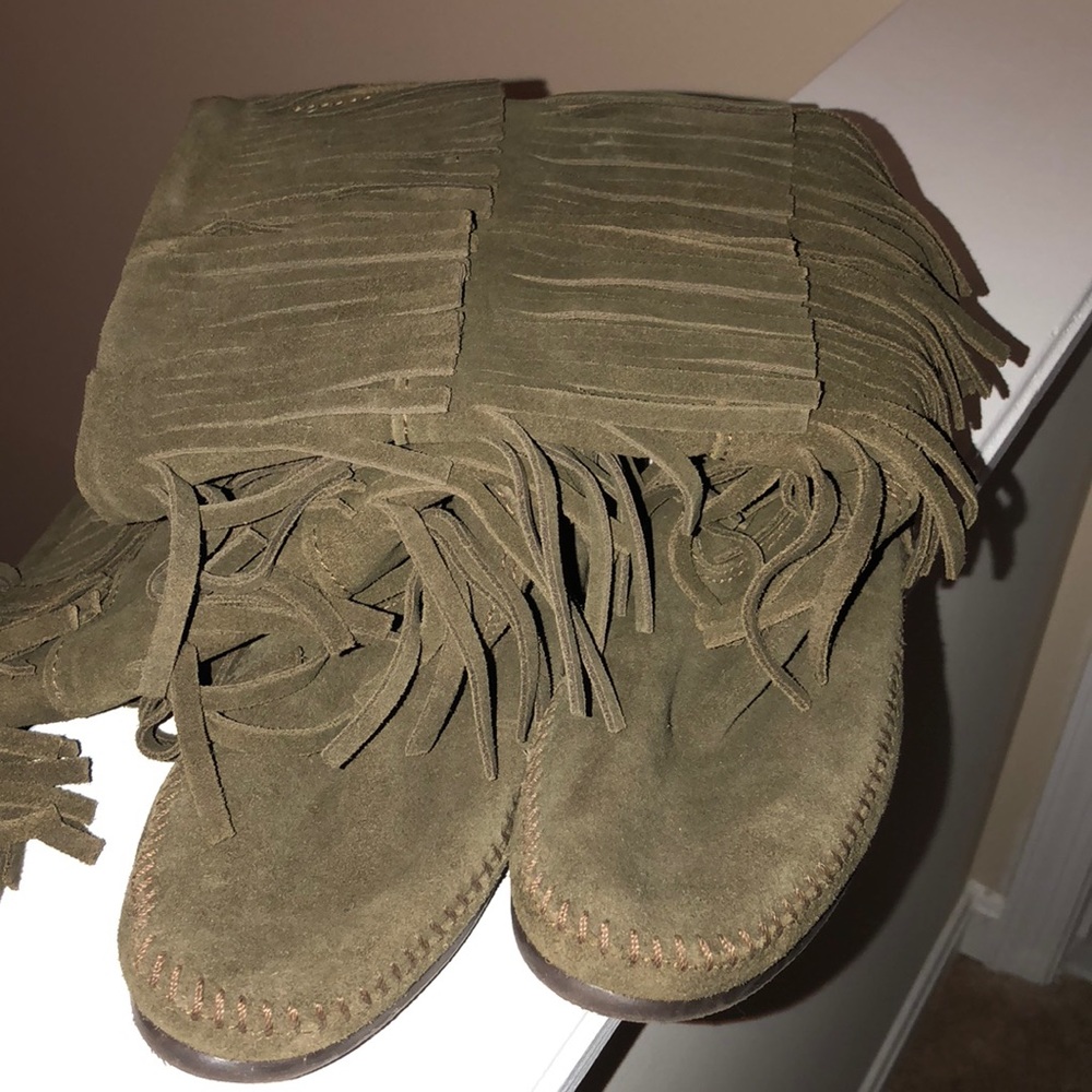 Minnetonka boots